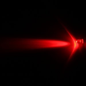 LED 5mm červená 7900mcd/13° čirá Hebei 510MR2C